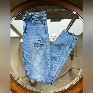 🦋AMERICAN EAGLE🦋- Faux Distressed Blue Jegging Jean - Size 8 Long
